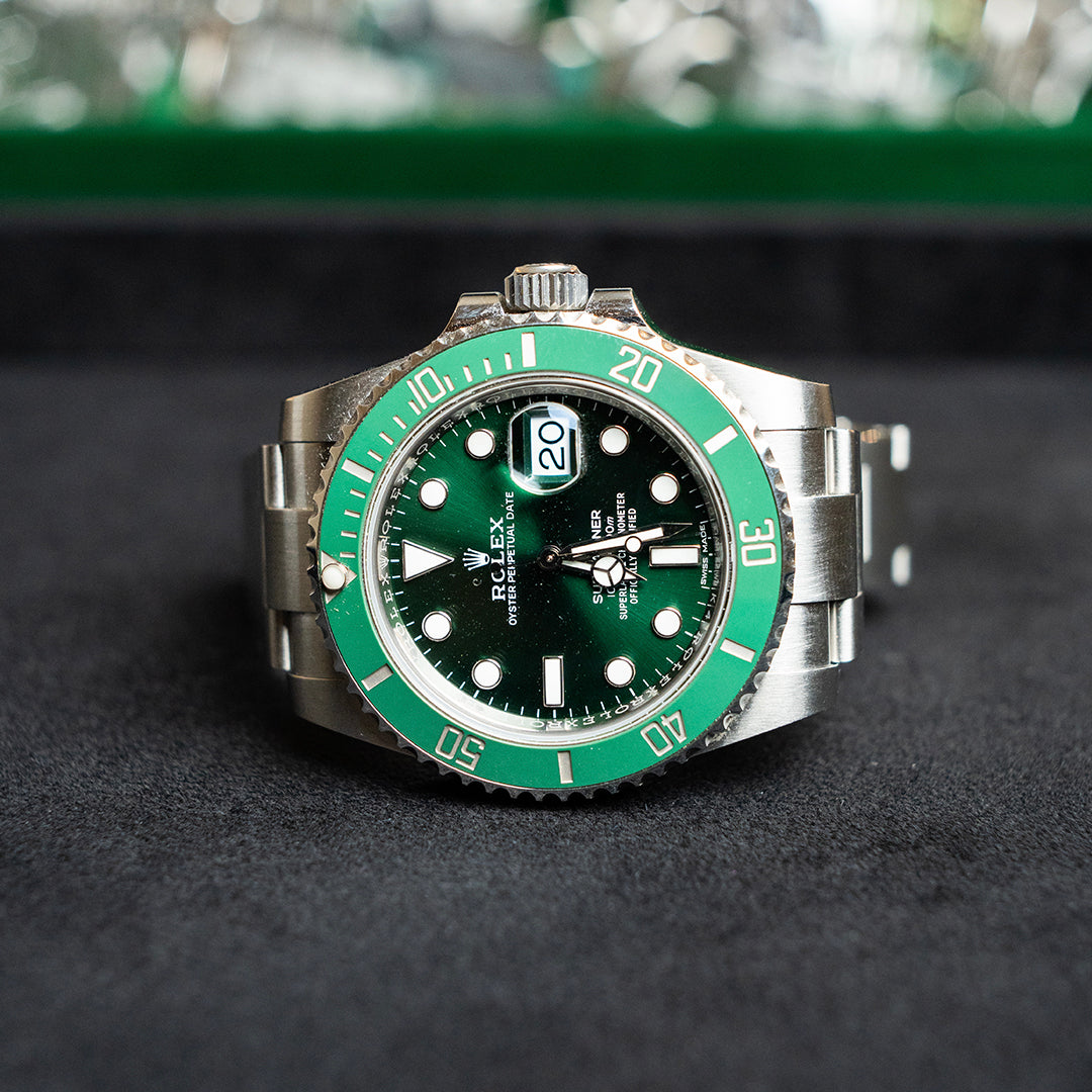 Rolex Submariner 116610LV “Hulk”